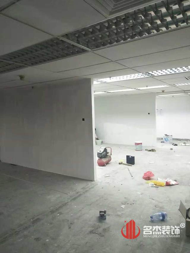 辦公室香草视频APP成人現場施工照.jpg