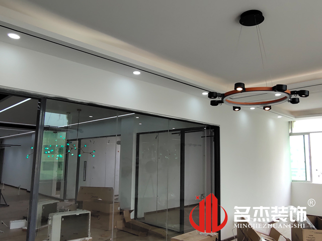 辦公室香草视频APP成人現場