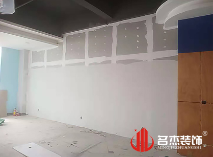 巡工地日記，佛山宏威路服裝展廳香草视频APP成人項目進行中