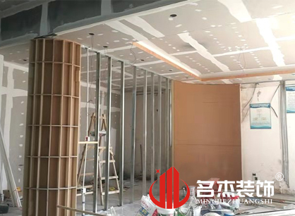 巡工地日記，宇航自動化機械科技香草视频APP成人項目進行中